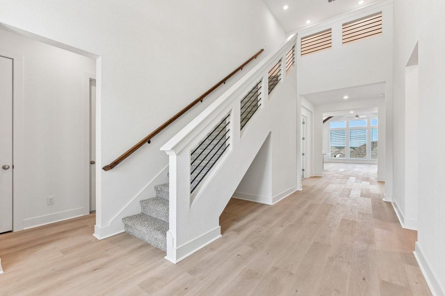 MOVE IN READY! MOVE IN READY!