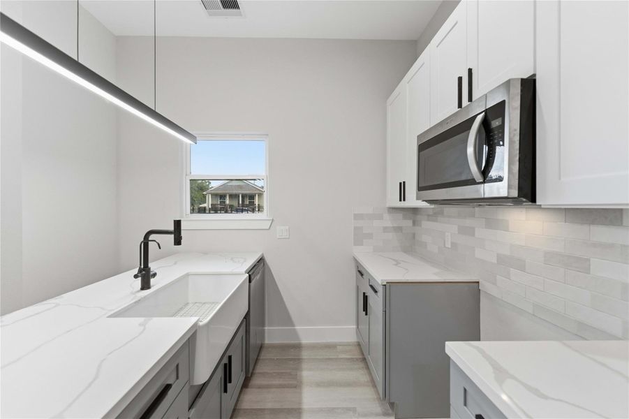 Furnished interior view inside a new home in , Houston (Image 9).