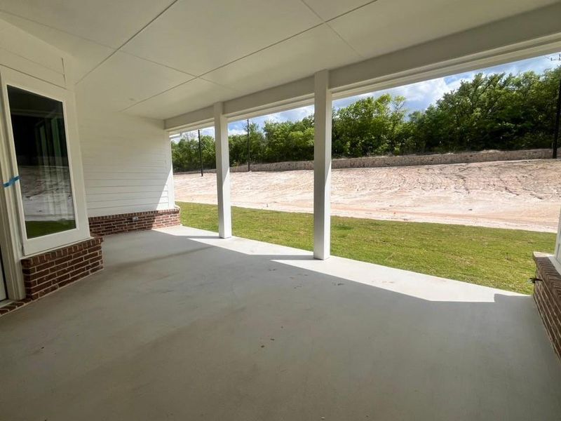 Exterior details and patio area of a home in Eagle Ridge Estates, Weatherford (Image 3).