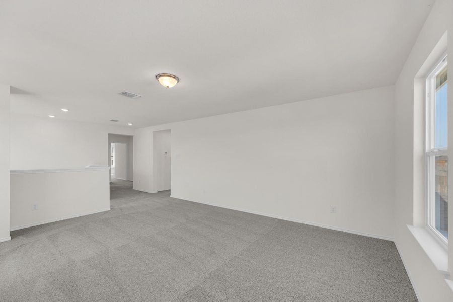 Spacious, unfurnished interior of a new home in Sonterra - Cool Water, Jarrell (Image 31). Spacious, unfurnished interior of a new home in Sonterra - Cool Water, Jarrell (Image 31).