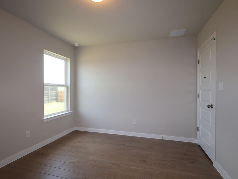 Spacious, unfurnished interior of a new home in Willow Springs, Buda (Image 8). Spacious, unfurnished interior of a new home in Willow Springs, Buda (Image 8).