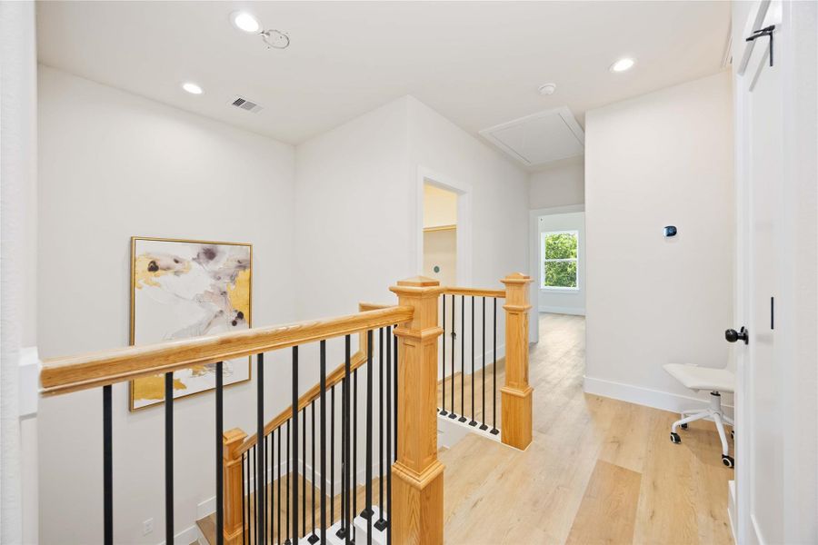 Image 43 of a home in .
