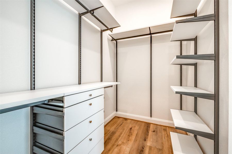 Furnished interior view inside a new home in Arborwood, Waller (Image 32).