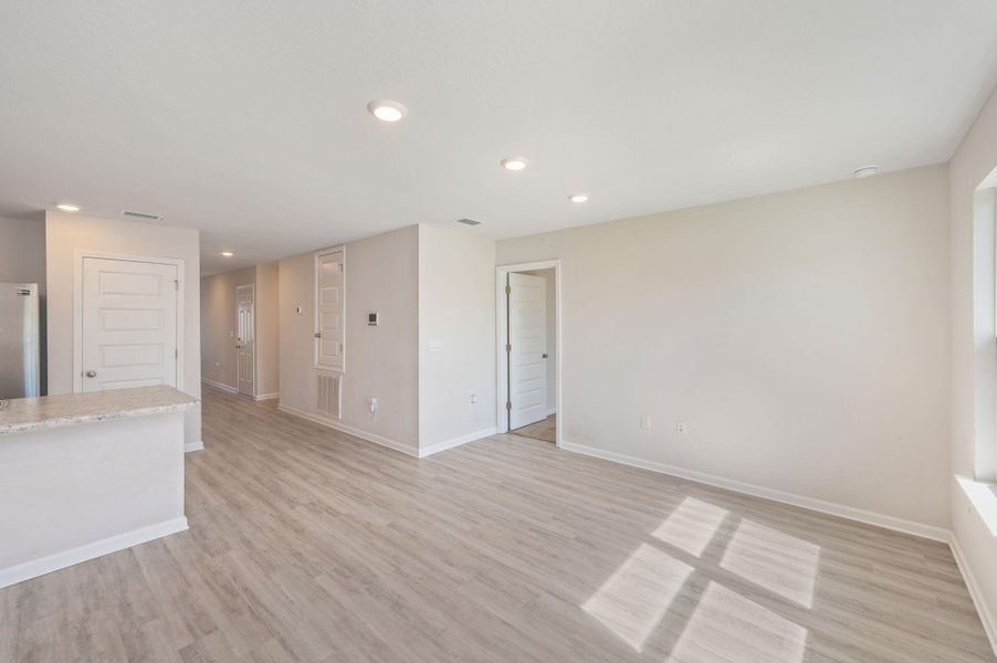 23-web-or-mls-6380-bellavia-ln