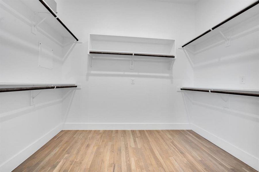 Spacious, unfurnished interior of a new home in , Midlothian (Image 22).
