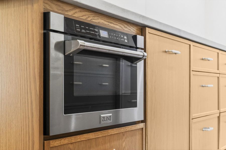 Close-up of interior finishes inside a home in , Splendora (Image 18).