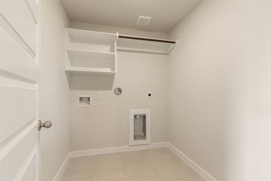 Spacious, unfurnished interior of a new home in Cielo, Conroe (Image 30). Spacious, unfurnished interior of a new home in Cielo, Conroe (Image 30).