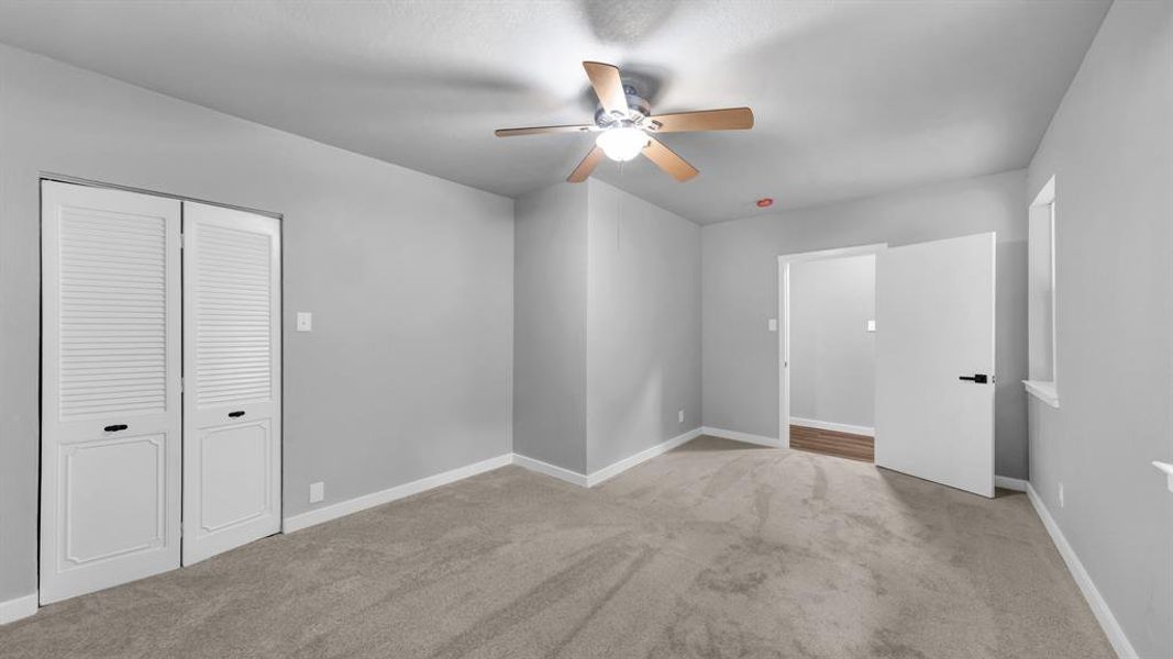 Spacious, unfurnished interior of a new home in , Weatherford (Image 22).