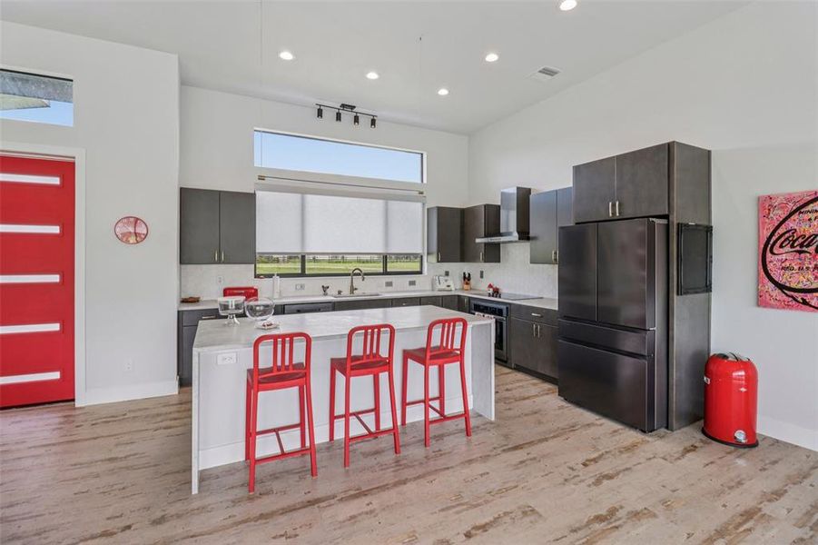 Furnished interior view inside a new home in , Tavares (Image 6).
