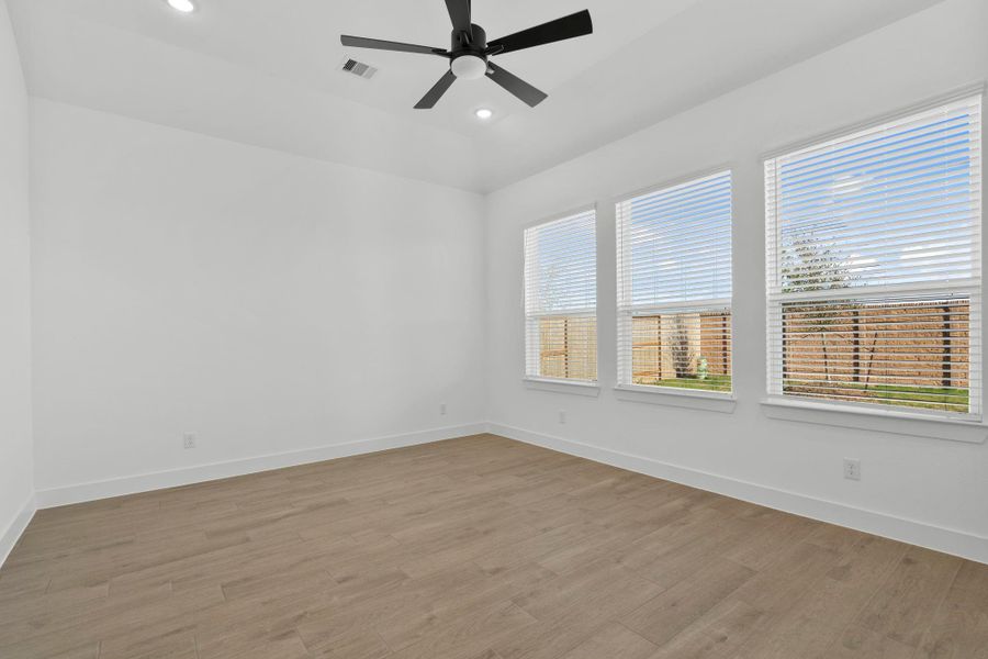 Spacious, unfurnished interior of a new home in Meridiana, Manvel (Image 32).