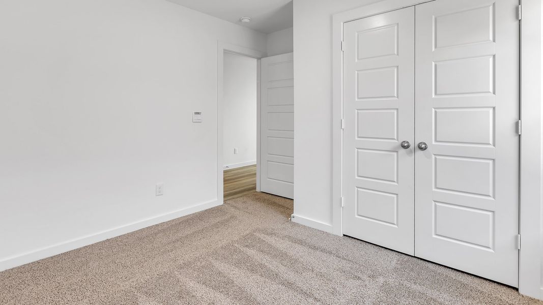 Spacious, unfurnished interior of a new home in Terra Vista, Lubbock (Image 13).