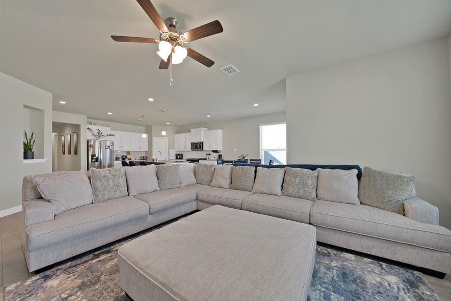 Furnished interior view inside a new home in Pecan Square, Northlake (Image 8).