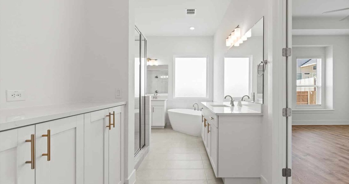 Furnished interior view inside a new home in Sunfield, Buda (Image 7).