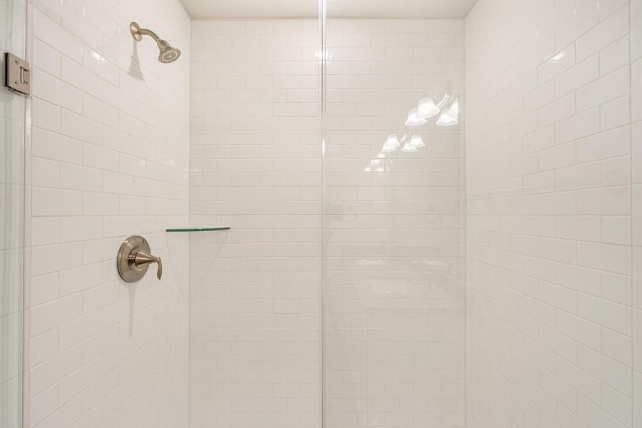 Close-up of interior finishes inside a home in Stonebrooke, Conroe (Image 10).
