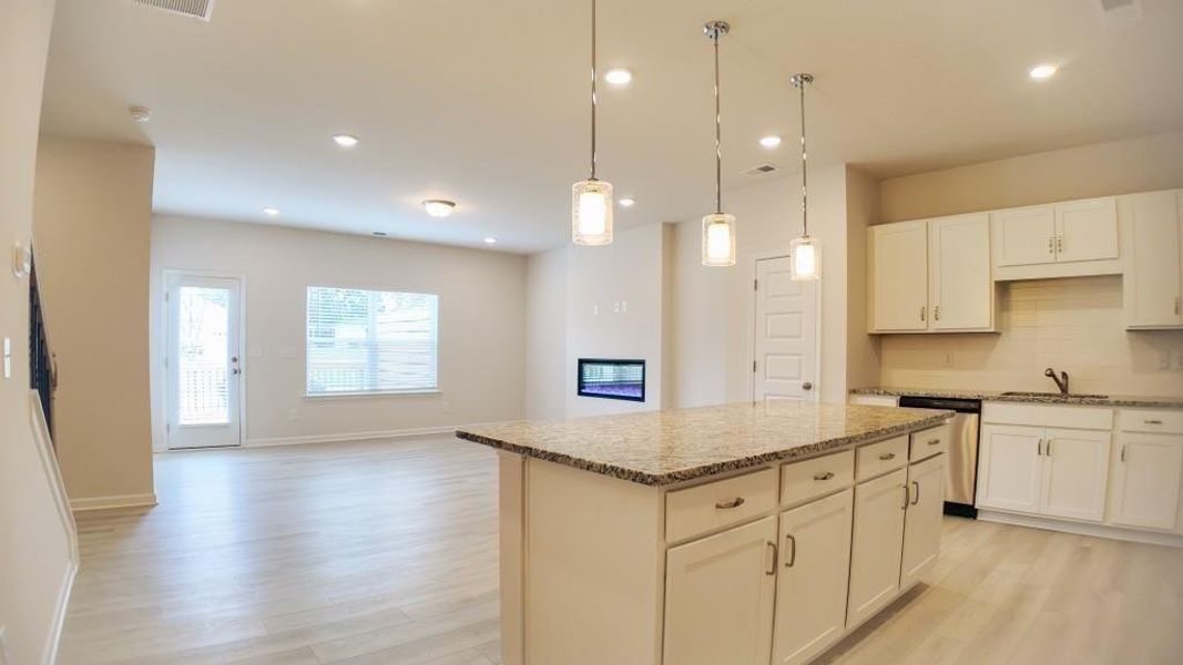 Furnished interior view inside a new home in Franklin Manor, Lawrenceville (Image 12).
