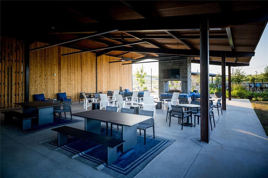 Community amenities in Aspire at Reunion, Newark (Image 5).