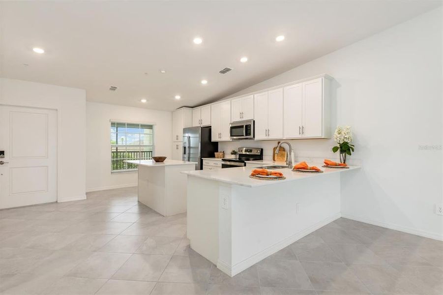 Furnished interior view inside a new home in , Venice (Image 12).