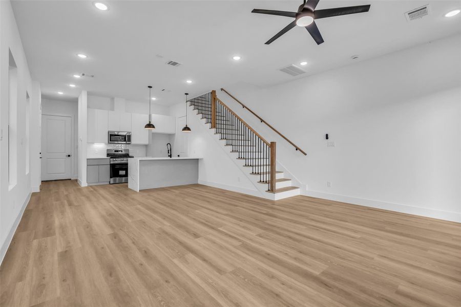 Spacious, unfurnished interior of a new home in , Houston (Image 20). Spacious, unfurnished interior of a new home in , Houston (Image 20).