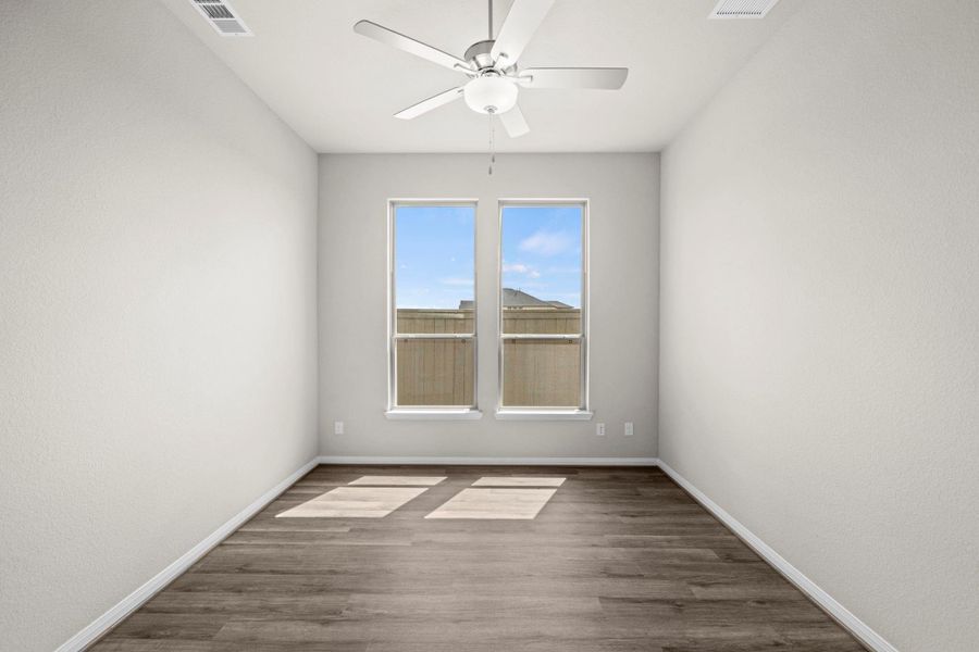 Spacious, unfurnished interior of a new home in Jubilee, Hockley (Image 19).