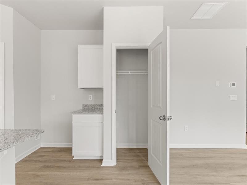 Spacious, unfurnished interior of a new home in Oakleigh Glen, Dallas (Image 23). Spacious, unfurnished interior of a new home in Oakleigh Glen, Dallas (Image 23).