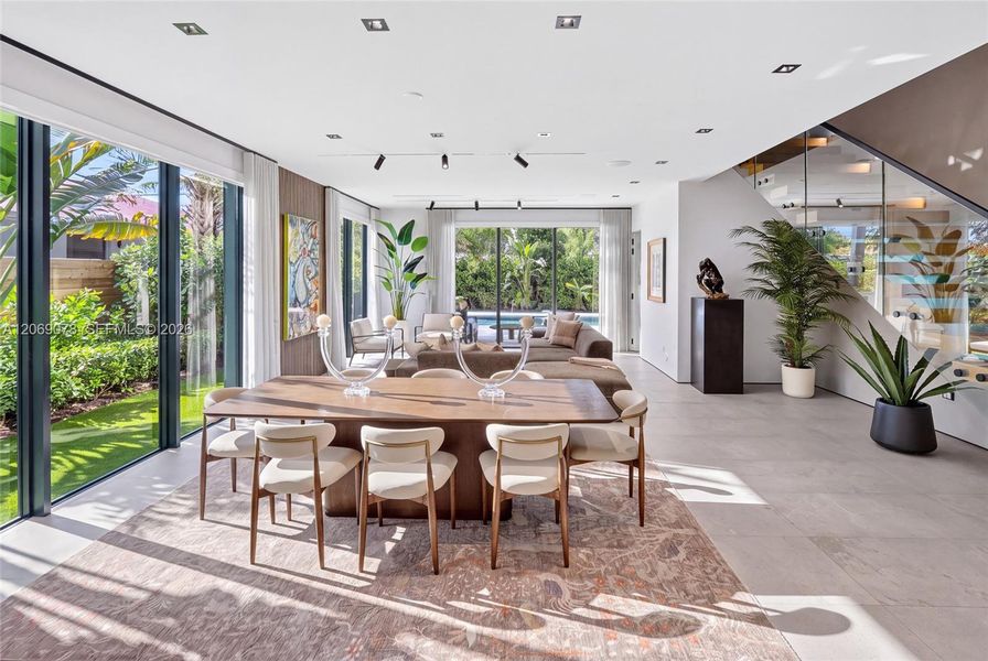 Community amenities in , Miami (Image 40).