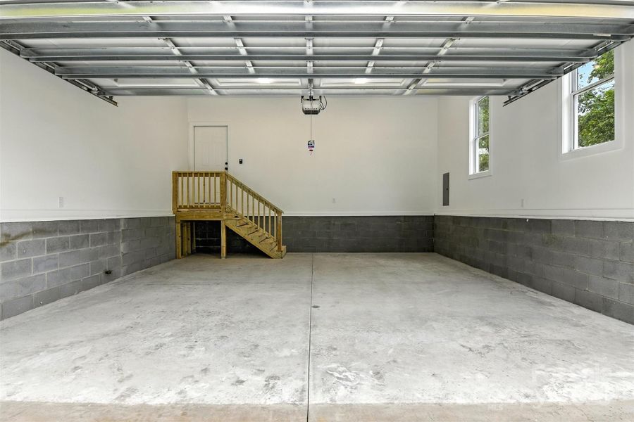 Spacious, unfurnished interior of a new home in , Hickory (Image 25). Spacious, unfurnished interior of a new home in , Hickory (Image 25).