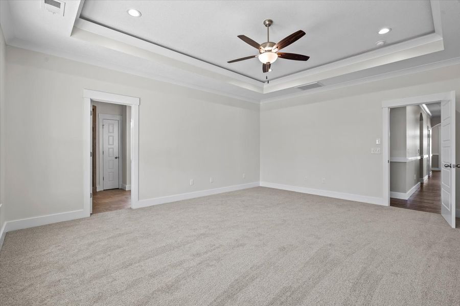 Representative unfurnished interior of a home built from the Caterina Elite by Enchanted Homes in Tubbs Mountain Estates, Travelers Rest (Image 22).