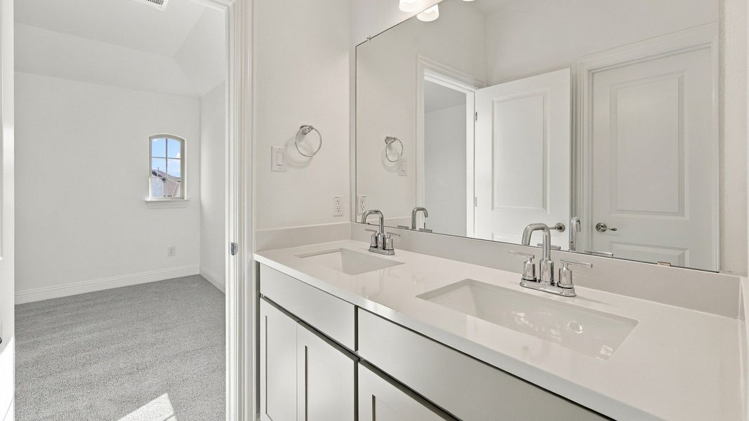 Furnished interior view inside a new home in Green Meadows Classic, Celina (Image 12).