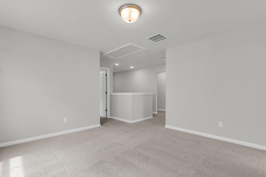 Spacious, unfurnished interior of a new home in Abbey Walk, Moncks Corner (Image 18).