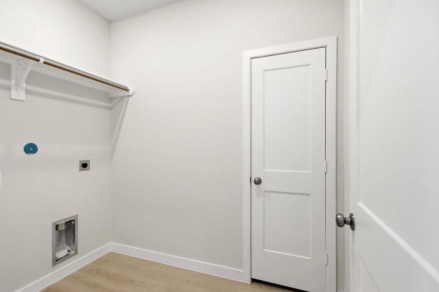 Spacious, unfurnished interior of a new home in Maple Woods, Hockley (Image 16).