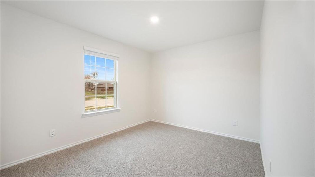 Spacious, unfurnished interior of a new home in Prairie Creek Estates, Kaufman (Image 12).