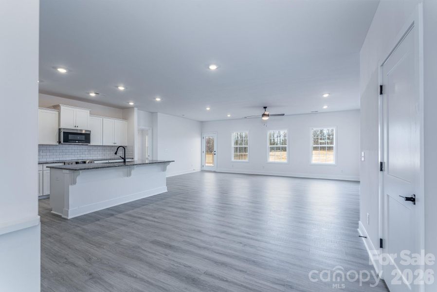 Spacious, unfurnished interior of a new home in McNeely Farms, Mount Ulla (Image 12).