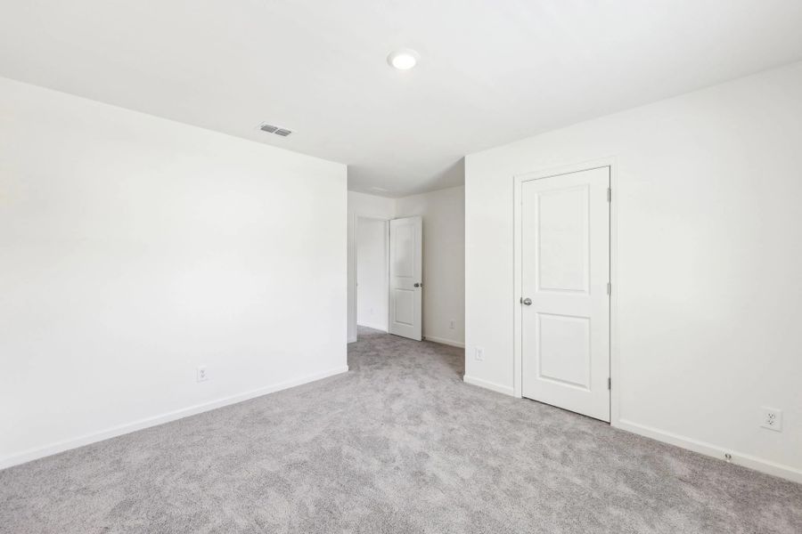 Representative unfurnished interior of a home built from the Galileo by Starlight Homes in The Summit at Carters Station, Columbia (Image 28).