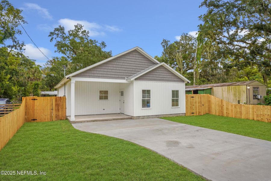 Image 28 of a home in . Image 28 of a home in .