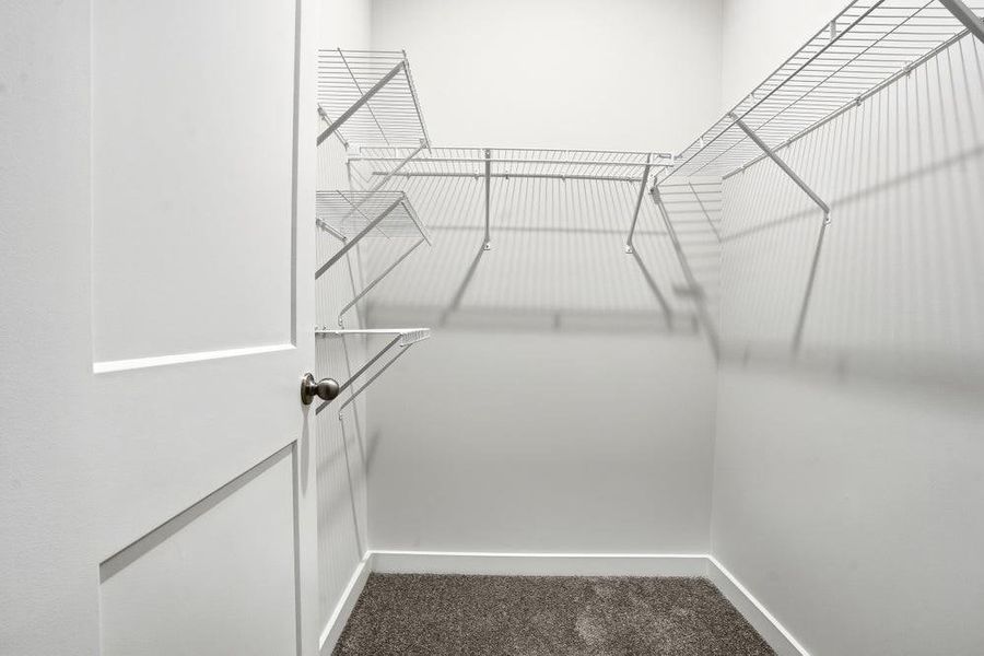 Spacious, unfurnished interior of a new home in Southern Hills, McDonough (Image 15).