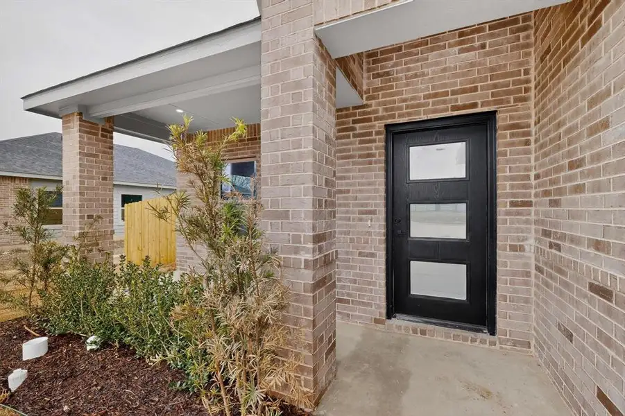 Exterior details and patio area of a home in , Dallas (Image 29).