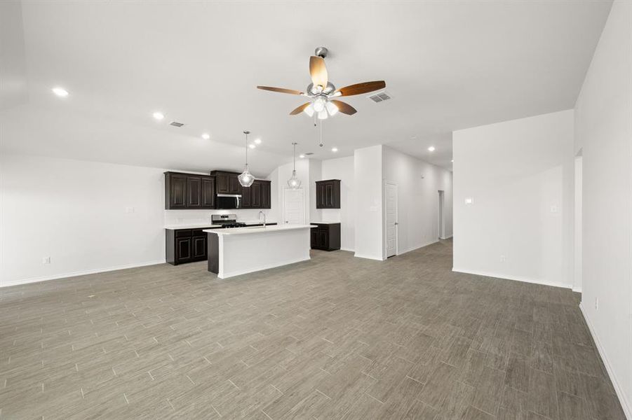 1908 Seminole- Living Room-2 1908 Seminole- Living Room-2