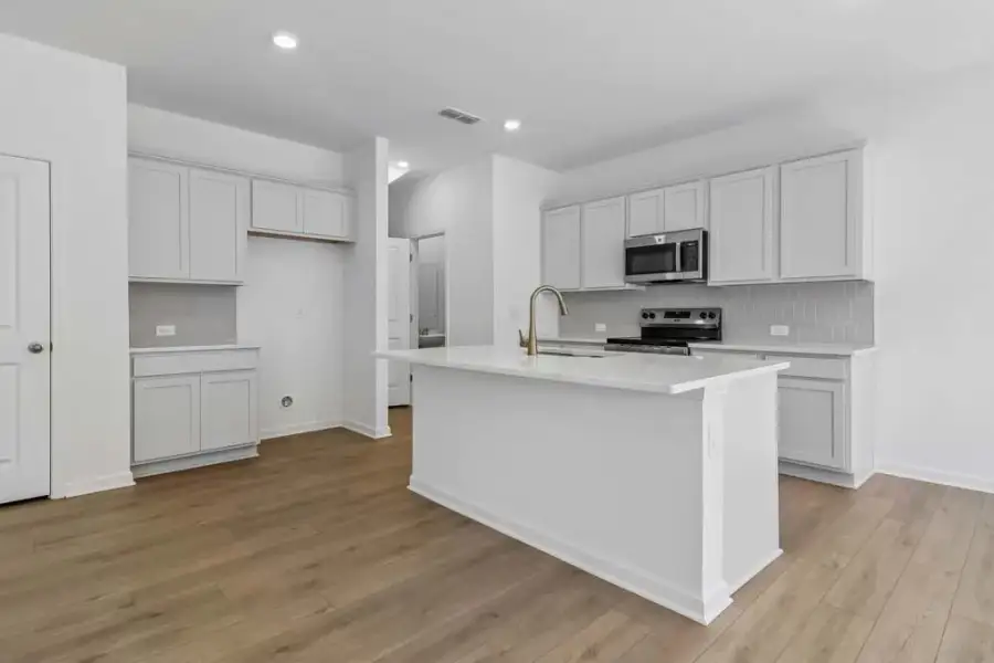 Representative Photo: Kitchen featuring Serene Collection Finishes Representative Photo: Kitchen featuring Serene Collection Finishes