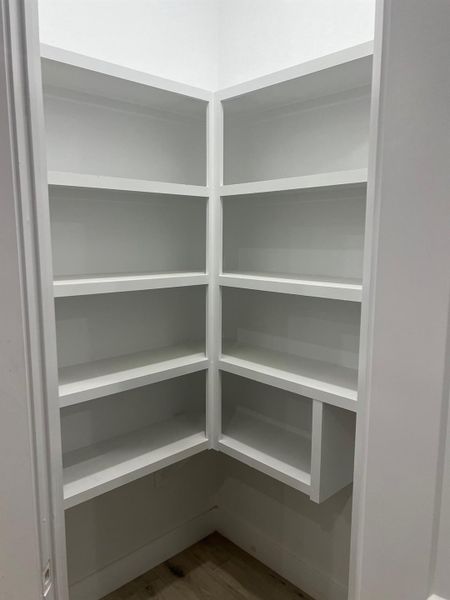 Image 13 of a home in Wood Leaf Reserve. Image 13 of a home in Wood Leaf Reserve.