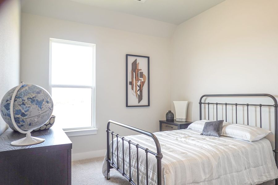 Representative furnished interior of a home built from the The Aleutian by Lillian Custom Homes in Polo Ridge, Heath (Image 5).