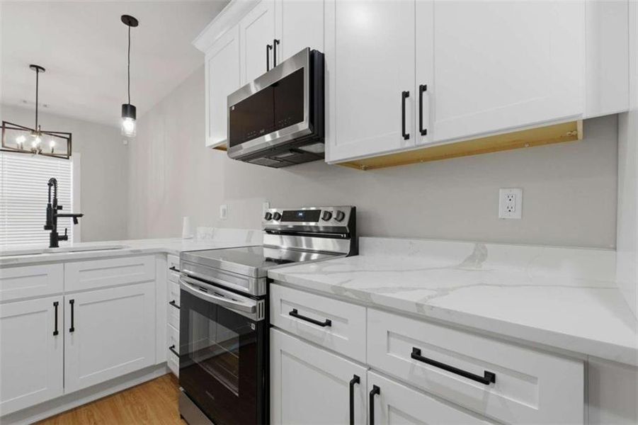 Furnished interior view inside a new home in , Griffin (Image 11).