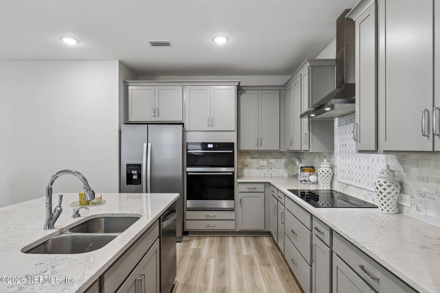 Furnished interior view inside a new home in , Jacksonville (Image 8).