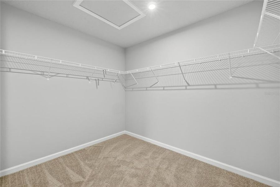 Spacious, unfurnished interior of a new home in Bloomingdale Townes, Brandon (Image 32).