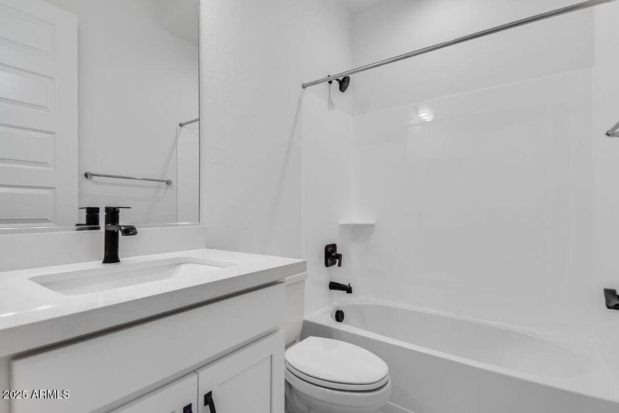 17819 W PASADENA - Ready Now!