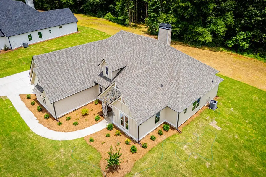 Image 42 of a home in WOODMONT RESERVE.
