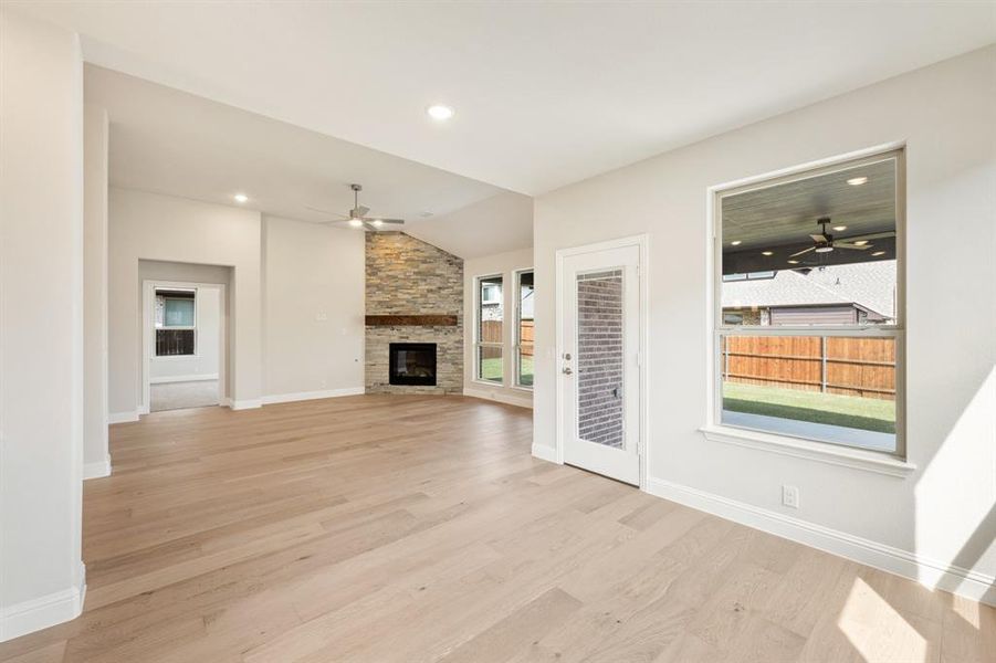 Spacious, unfurnished interior of a new home in Country Lakes Classic 60, Argyle (Image 26).