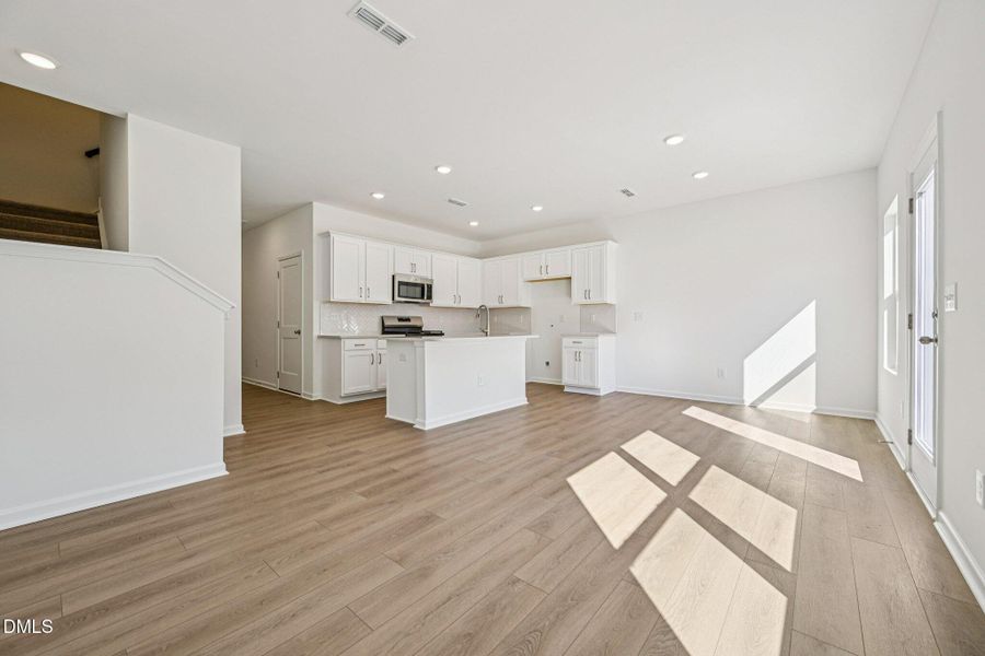 9-web-or-mls-Mirth Ct-S1403-009 9-web-or-mls-Mirth Ct-S1403-009