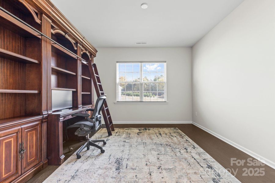 Image 42 of a home in Bell Farm: 60's.