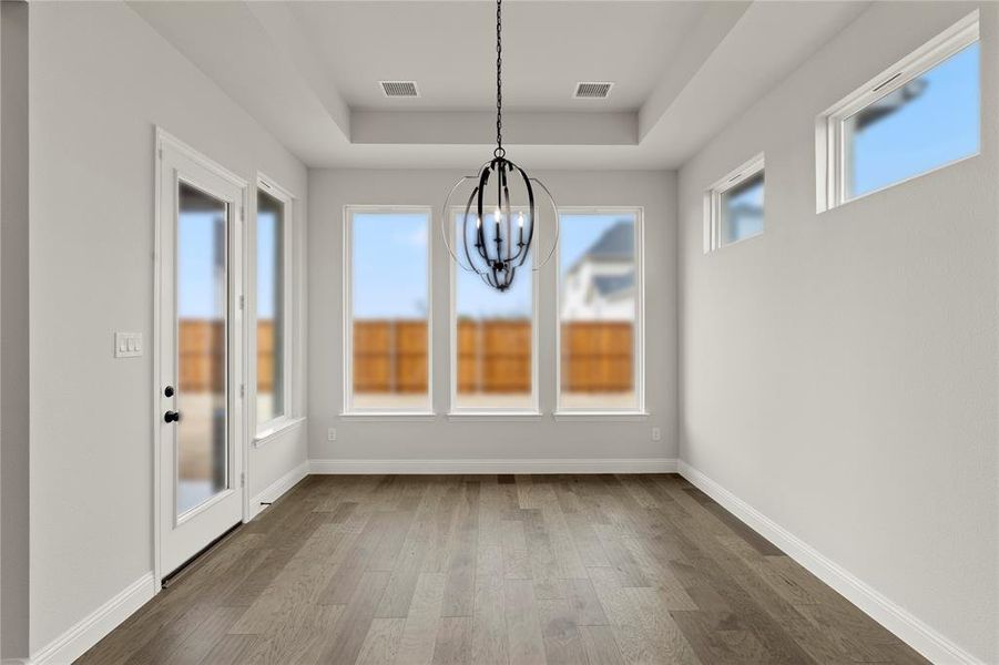 12_13. 3128 Shaddock - Dining