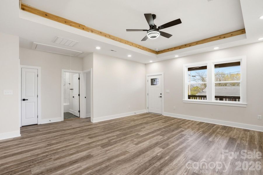 Spacious, unfurnished interior of a new home in , Concord (Image 28).